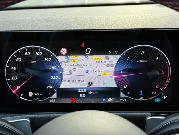 MERCEDES-BENZ GLB 200 d AMG Line  GLB 200 d AMG Line
