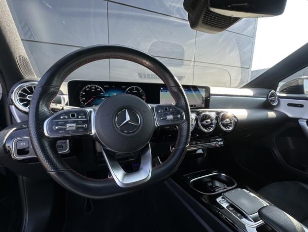 MERCEDES-BENZ Classe A A 200 d Compacte AMG Line 