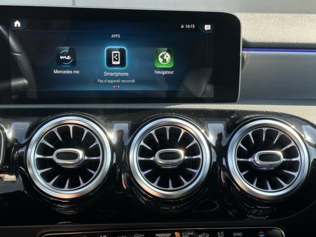 MERCEDES-BENZ Classe A A 200 d Compacte AMG Line 