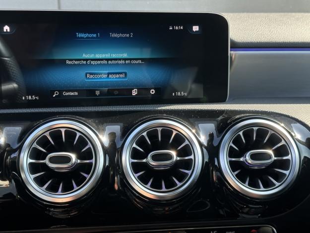 MERCEDES-BENZ Classe A A 200 d Compacte AMG Line 