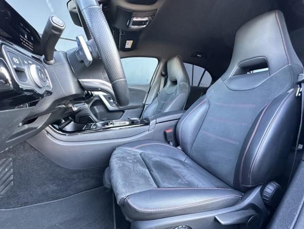 MERCEDES-BENZ Classe A A 200 d Compacte AMG Line 