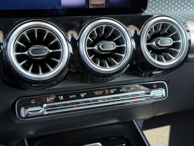 MERCEDES-BENZ EQB 250+ AMG Line  EQB 250+ AMG Line