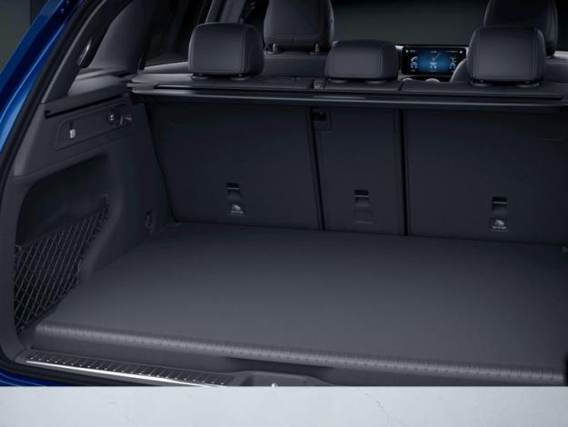 MERCEDES-BENZ GLC SUV GLC 300e 4MATIC SUV AMG Line  