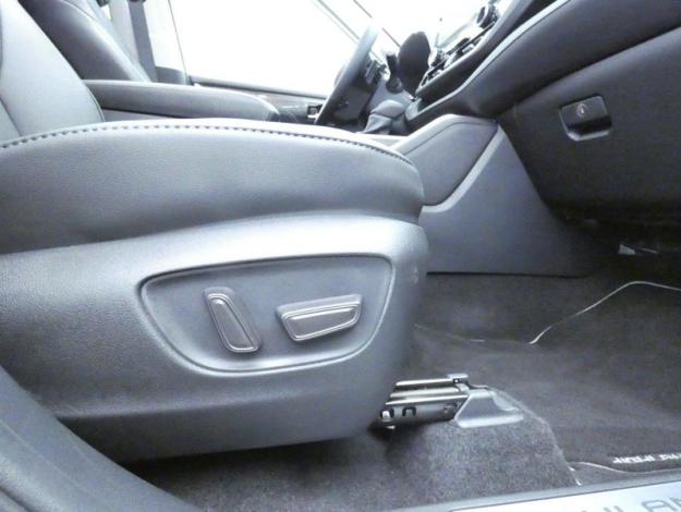 TOYOTA HIGHLANDER 2.5 HYBRID LOUNGE 248 E-CVT AWD-I  TO P.PREMIUM MY24