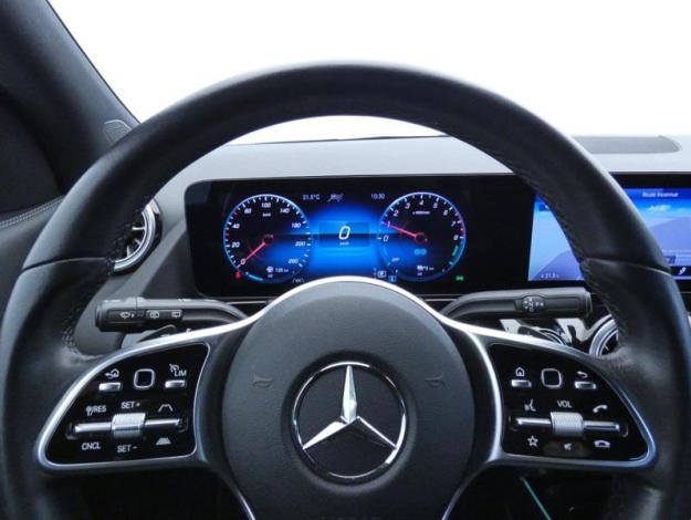 MERCEDES-BENZ GLA 250 e Progressive Line  