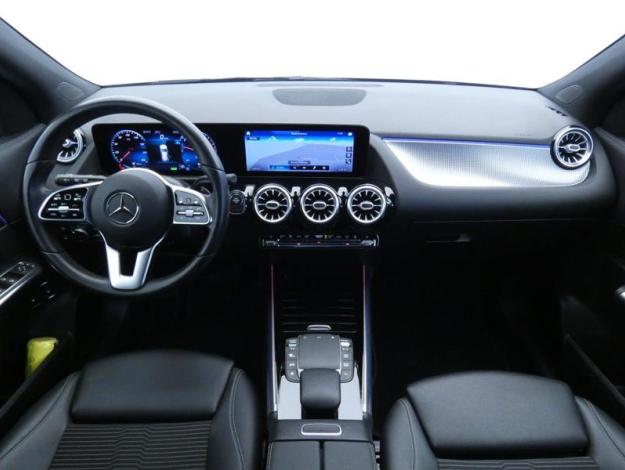 MERCEDES-BENZ GLA 250 e Progressive Line  