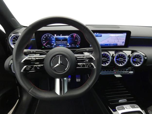 MERCEDES-BENZ Classe A 250 e AMG Line  
