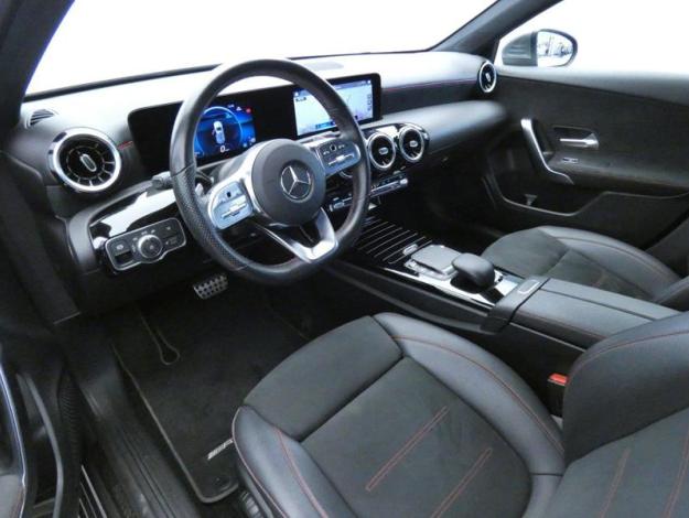 MERCEDES-BENZ Classe A 180 AMG Line  