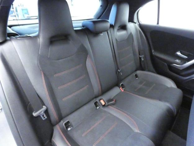 MERCEDES-BENZ Classe A 180 AMG Line  