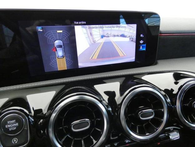 MERCEDES-BENZ Classe A 180 AMG Line  