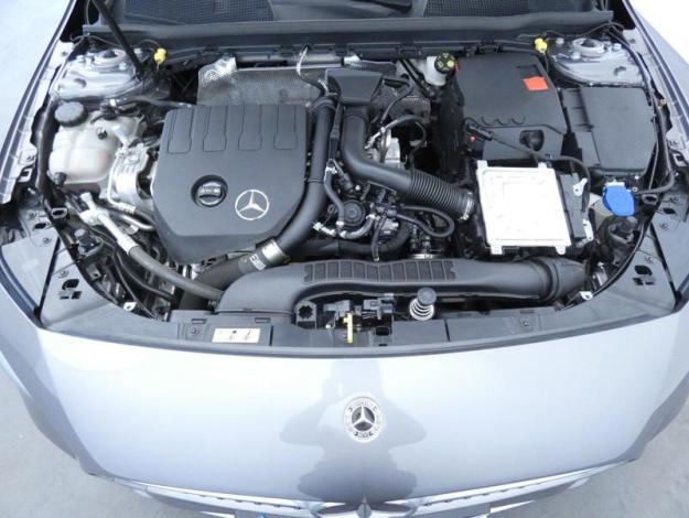MERCEDES-BENZ Classe A 180 AMG Line  