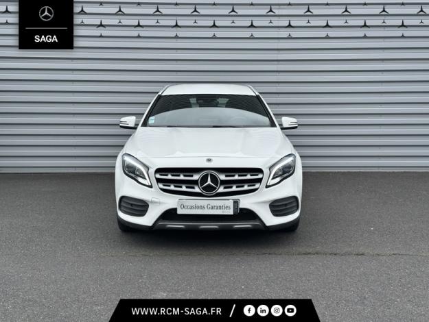 MERCEDES-BENZ GLA 200 Fascination  