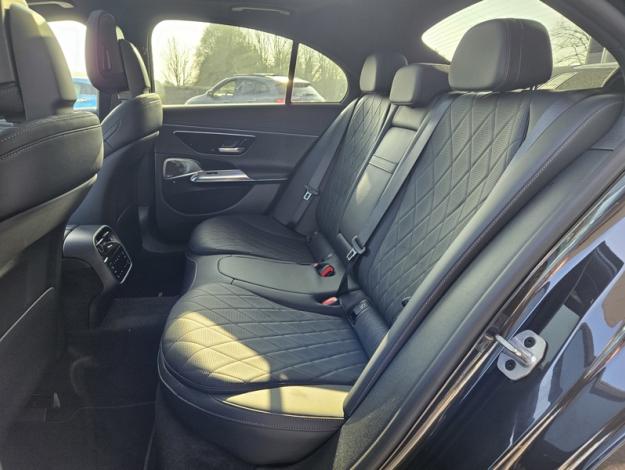 MERCEDES-BENZ Classe E Classe E 300 e Hybrid EQ AMG Line Berline  Classe E BERL/214 Classe E 300 e Hybrid EQ AMG Line Berline