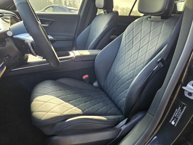 MERCEDES-BENZ Classe E Classe E 300 e Hybrid EQ AMG Line Berline  Classe E BERL/214 Classe E 300 e Hybrid EQ AMG Line Berline