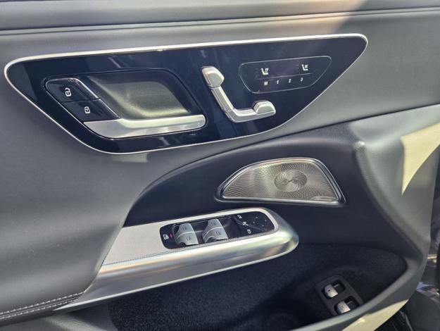 MERCEDES-BENZ Classe E Classe E 300 e Hybrid EQ AMG Line Berline  Classe E BERL/214 Classe E 300 e Hybrid EQ AMG Line Berline