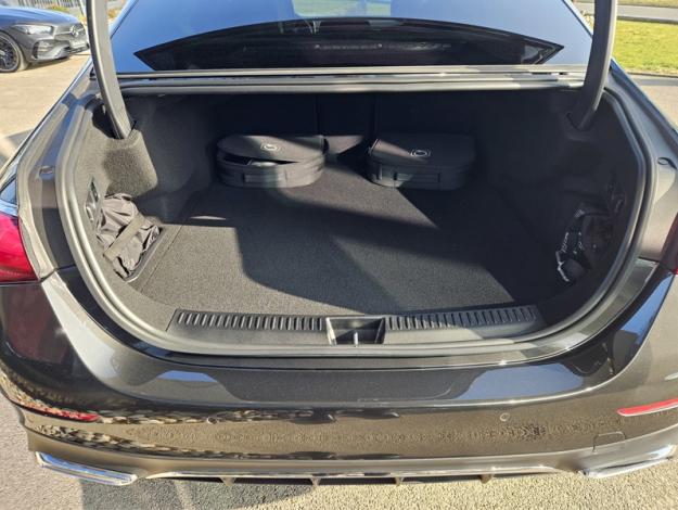 MERCEDES-BENZ Classe E Classe E 300 e Hybrid EQ AMG Line Berline  Classe E BERL/214 Classe E 300 e Hybrid EQ AMG Line Berline