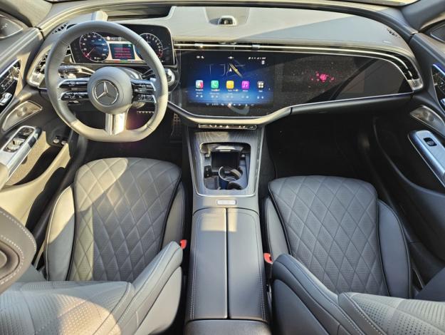 MERCEDES-BENZ Classe E Classe E 300 e Hybrid EQ AMG Line Berline  Classe E BERL/214 Classe E 300 e Hybrid EQ AMG Line Berline