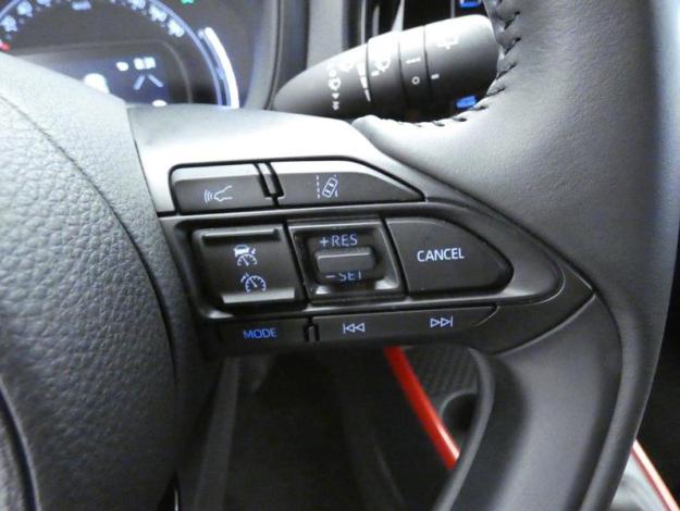 TOYOTA Aygo X 1.0 VVT-i 72 Design  AYGO X 72 CH BVM5 DESIGN MY23