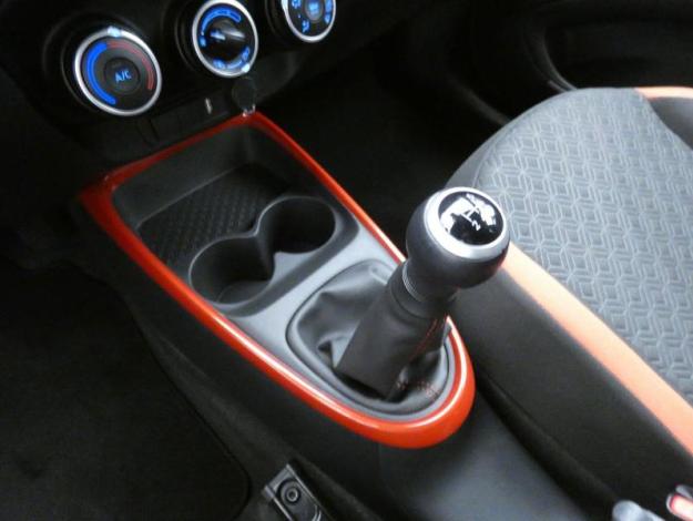 TOYOTA Aygo X 1.0 VVT-i 72 Design  AYGO X 72 CH BVM5 DESIGN MY23