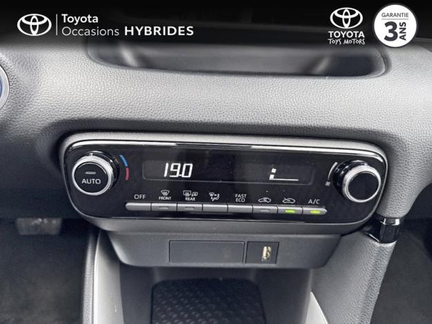 TOYOTA Yaris Hybrid Design Pack 