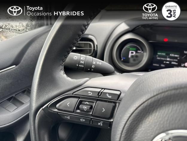TOYOTA Yaris Hybrid Design Pack 