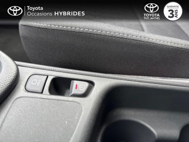 TOYOTA Yaris Hybrid Design Pack 