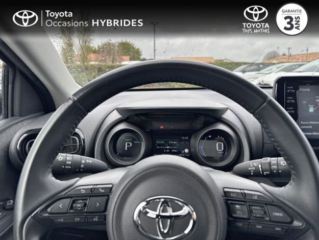 TOYOTA Yaris Hybrid Design Pack 