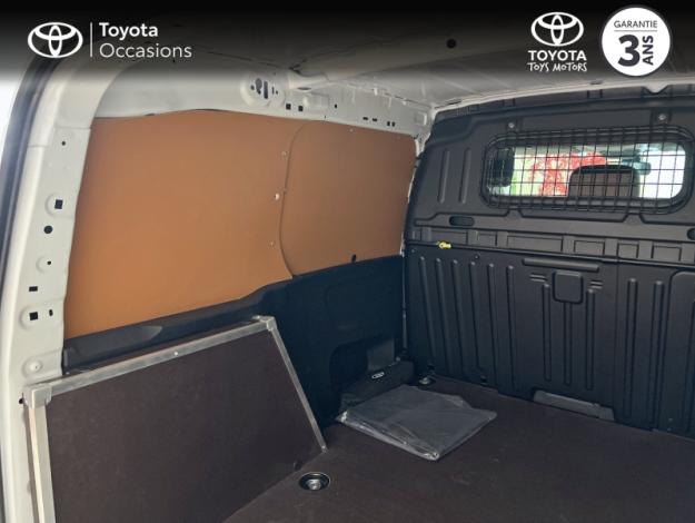 TOYOTA Proace City 1.5 MEDIUM 100 D-4D BUSINESS  PROACE CITY 1.5 D 4D 100 BVM6 BUSI 650 LOOK RC23 P