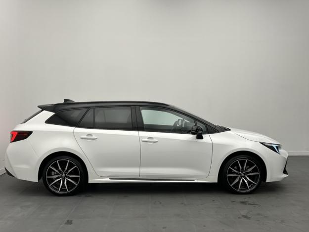 TOYOTA Corolla Touring Sports Hybride 2.0L 196h GR Sport  COROLLA TS 2.0L 196 CH GR SPORT TECHNO .