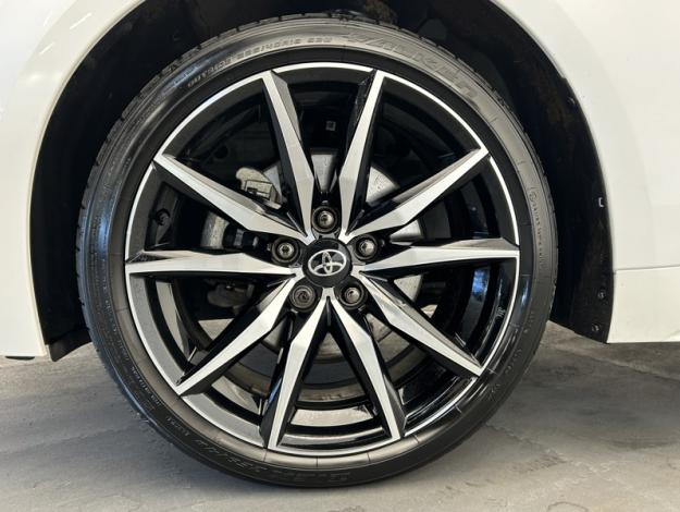 TOYOTA Corolla Touring Sports Hybride 2.0L 196h GR Sport  COROLLA TS 2.0L 196 CH GR SPORT TECHNO .