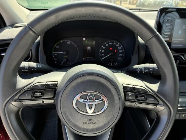 TOYOTA Yaris 116h Dynamic  