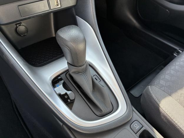TOYOTA Yaris 116h Dynamic  