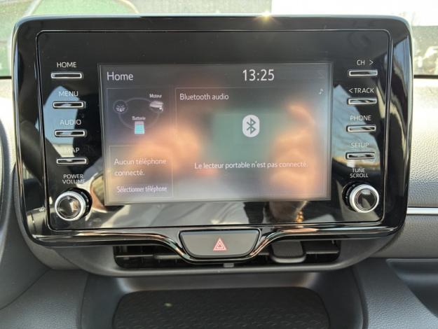 TOYOTA Yaris 116h Dynamic  