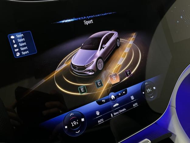 MERCEDES-BENZ EQS 580 4MATIC Berline AMG Line  