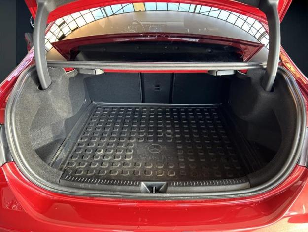 MERCEDES-BENZ A-Klasse A 180 Berline AMG Line