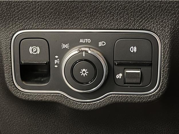MERCEDES-BENZ GLB 220 d 4MATIC AMG Line AMG Line Classe GLB/ X247 GLB 220 d 4MATIC AMG Line