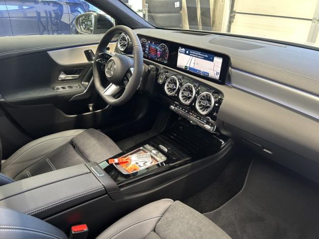 MERCEDES-BENZ CLA-Klasse CLA 180 Shooting Brake Star Edition