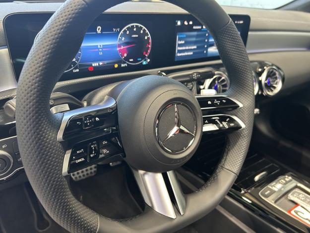 MERCEDES-BENZ CLA-Klasse CLA 180 Shooting Brake Star Edition