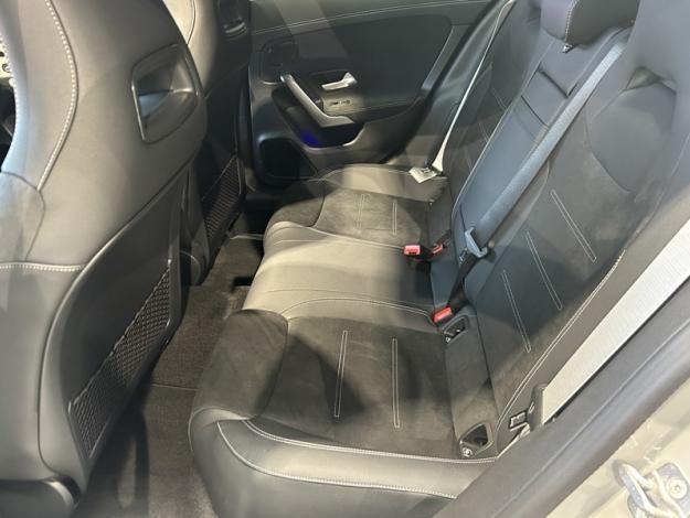 MERCEDES-BENZ CLA-Klasse CLA 180 Shooting Brake Star Edition