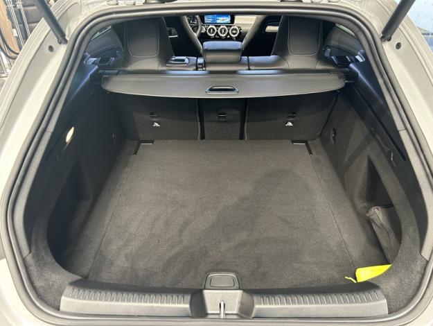 MERCEDES-BENZ CLA-Klasse CLA 180 Shooting Brake Star Edition
