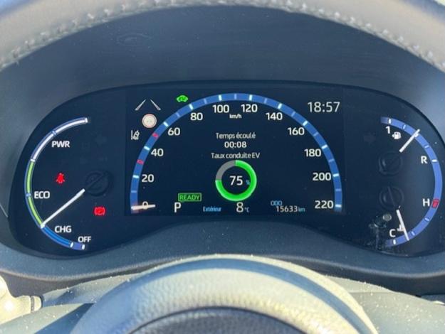 TOYOTA Yaris Cross 116h 2WD Trail Tech MY22 Marchepied  