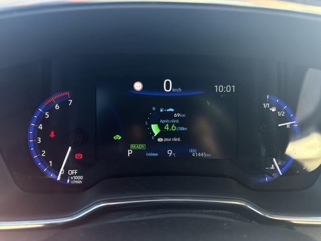 TOYOTA Corolla Hybride 122h Design  