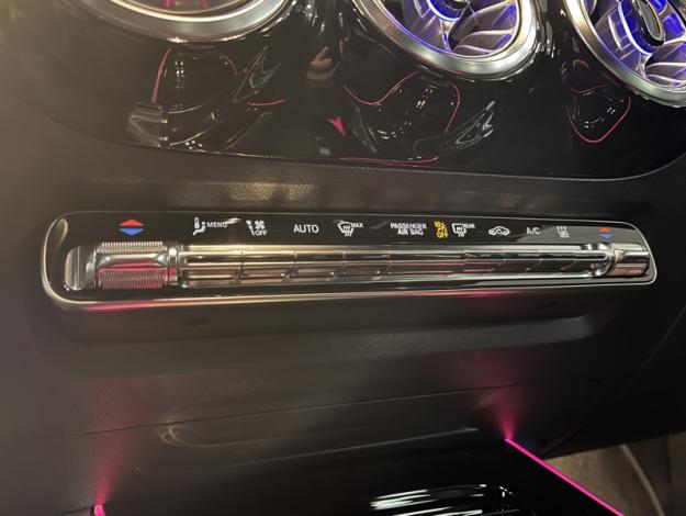 MERCEDES-BENZ EQA 250 Limited Edition  