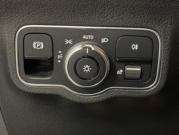 MERCEDES-BENZ EQA 250 Limited Edition  