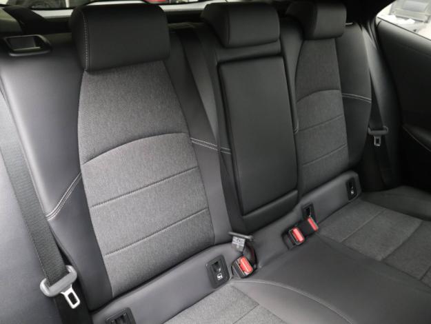 TOYOTA Corolla Hybride 140h Design  COROLLA 1.8L 140 CH DESIGN CONFORT .
