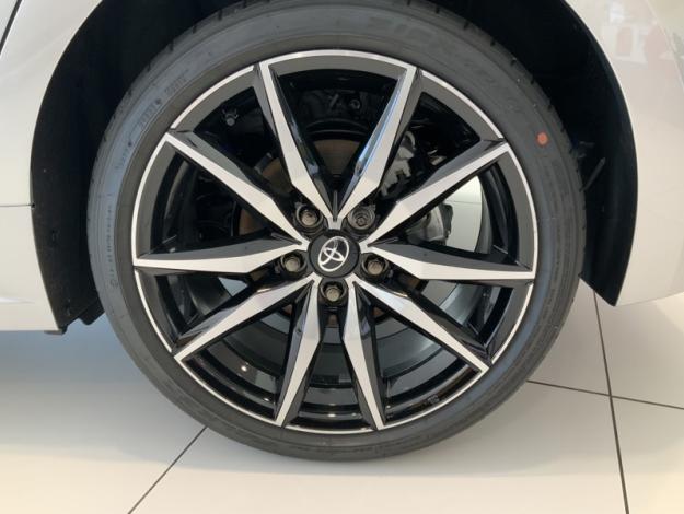 TOYOTA Corolla Hybride 1.8L 140h GR Sport  COROLLA 1.8L 140 CH GR SPORT SHOWROOM