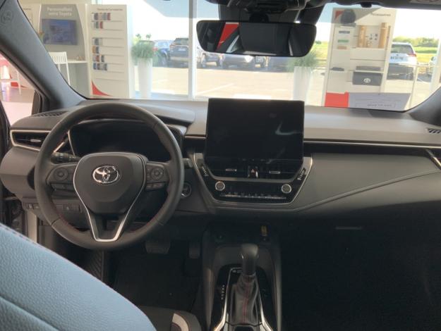 TOYOTA Corolla Hybride 1.8L 140h GR Sport  COROLLA 1.8L 140 CH GR SPORT SHOWROOM