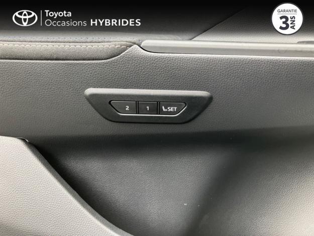 TOYOTA C-HR 2.0 PHEV 225 Collection Pack / Pano  
