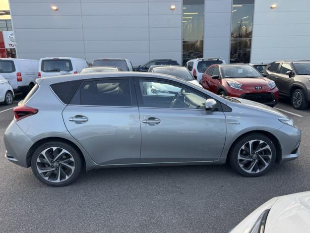 TOYOTA Auris Hybrid Design Edition  