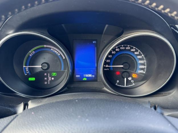 TOYOTA Auris Hybrid Design Edition  